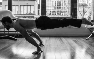 Отжимания в стойке на руках вниз головой у стены