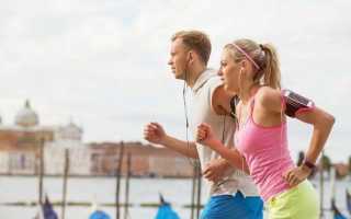 Интервальный бег для похудения: таблица и программа для начинающих и опытных как и сколько нужно тренироваться для сжигания жира и польза интервального бега на дорожке и улице